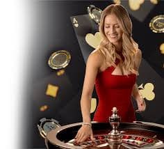 Tangkapan layar aplikasi kasino mobile panida bet menampilkan antarmuka login dan meja kasino langsung